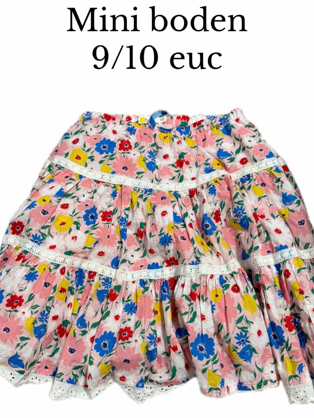 Mini boden floral skirt
